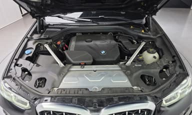 X4 (G02)