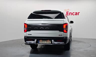 Rexton Sports Khan