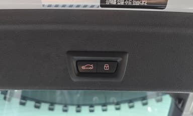 X6 (G06)