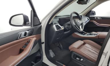 X5 (G05)