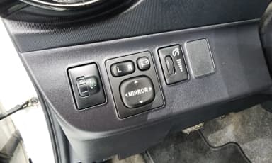 Prius C