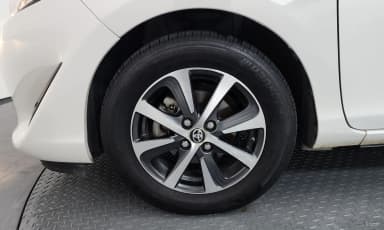 Prius C