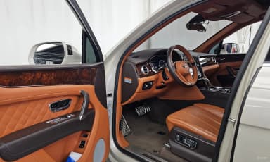 Bentayga