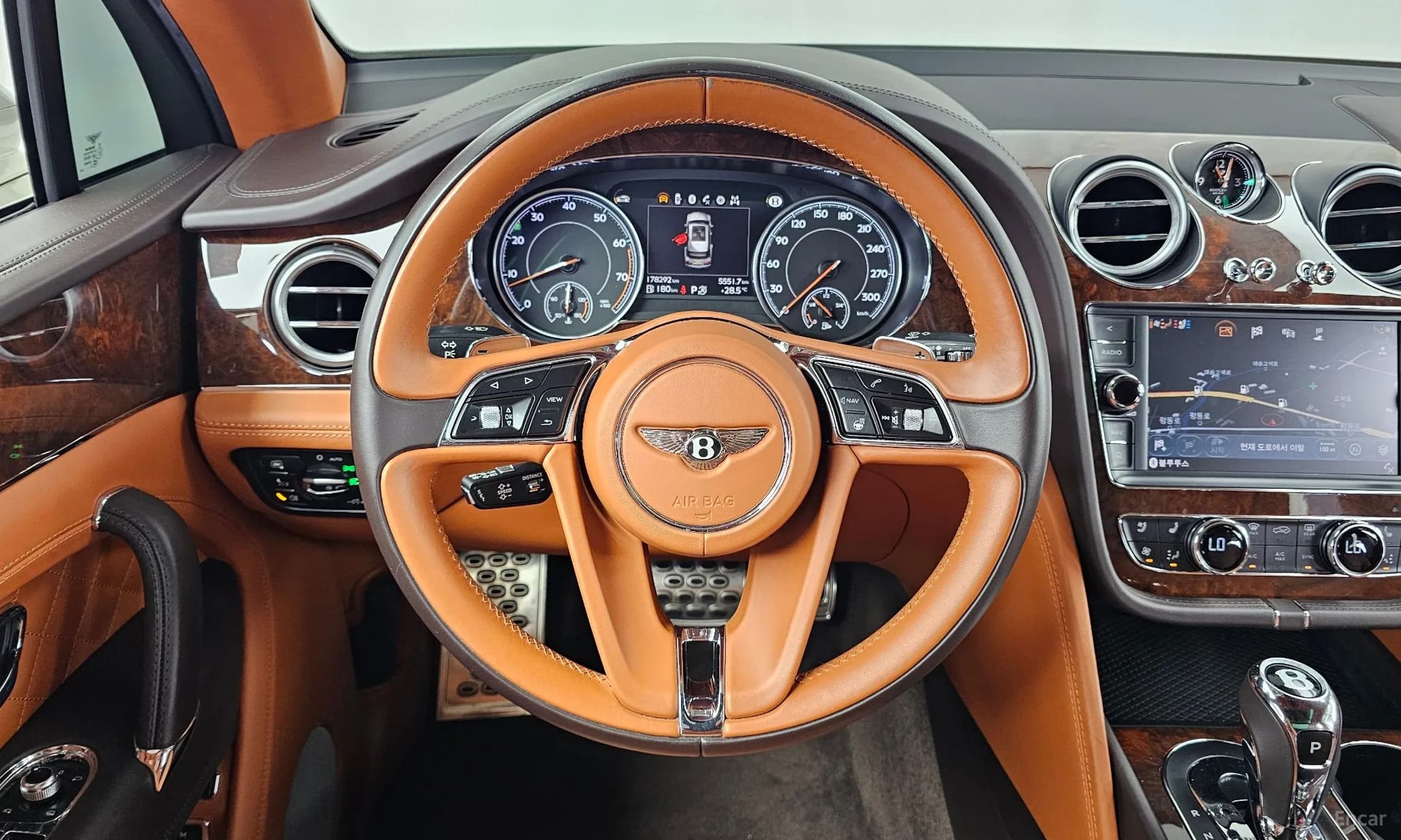 Bentayga
