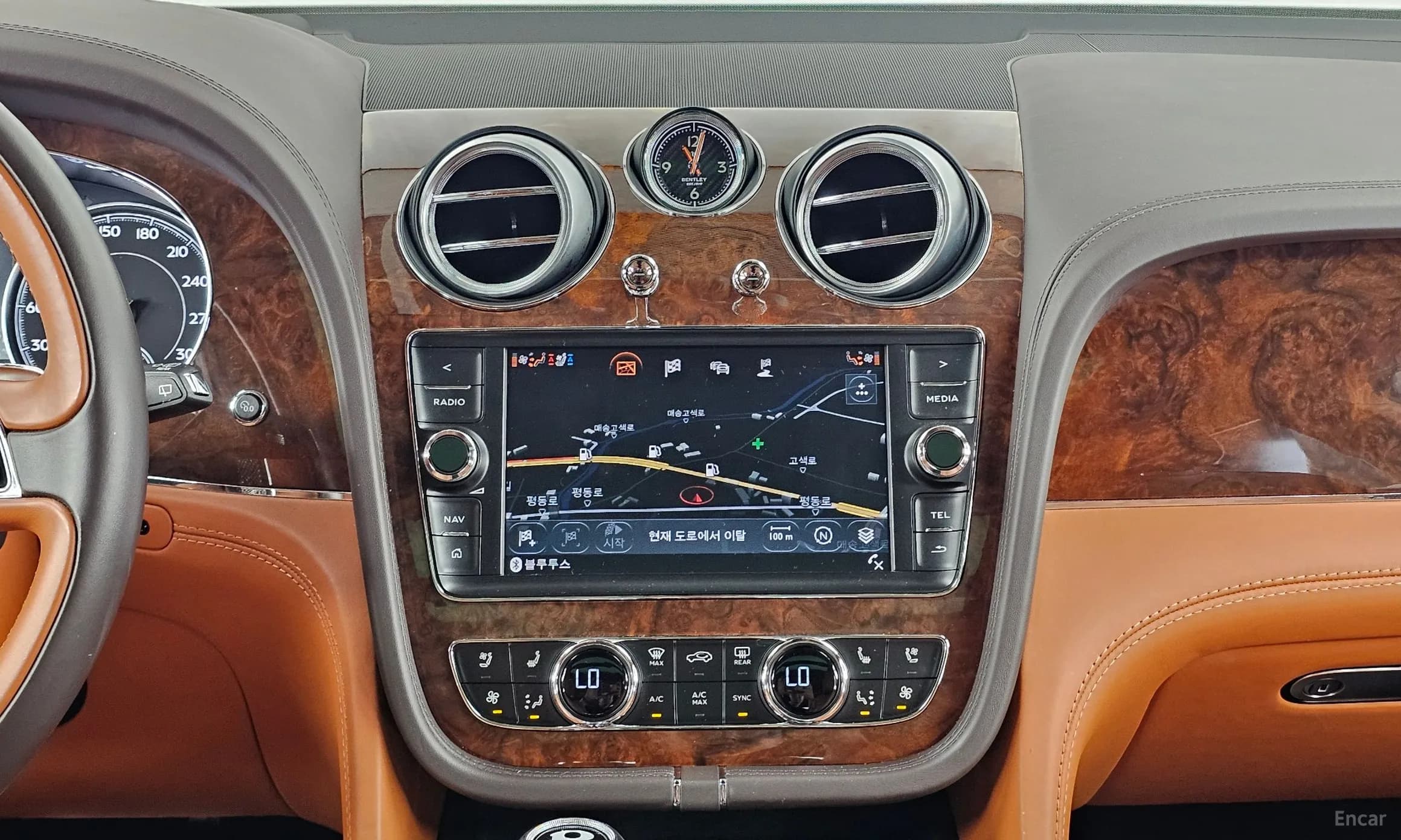 Bentayga