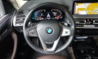 X4 (G02)