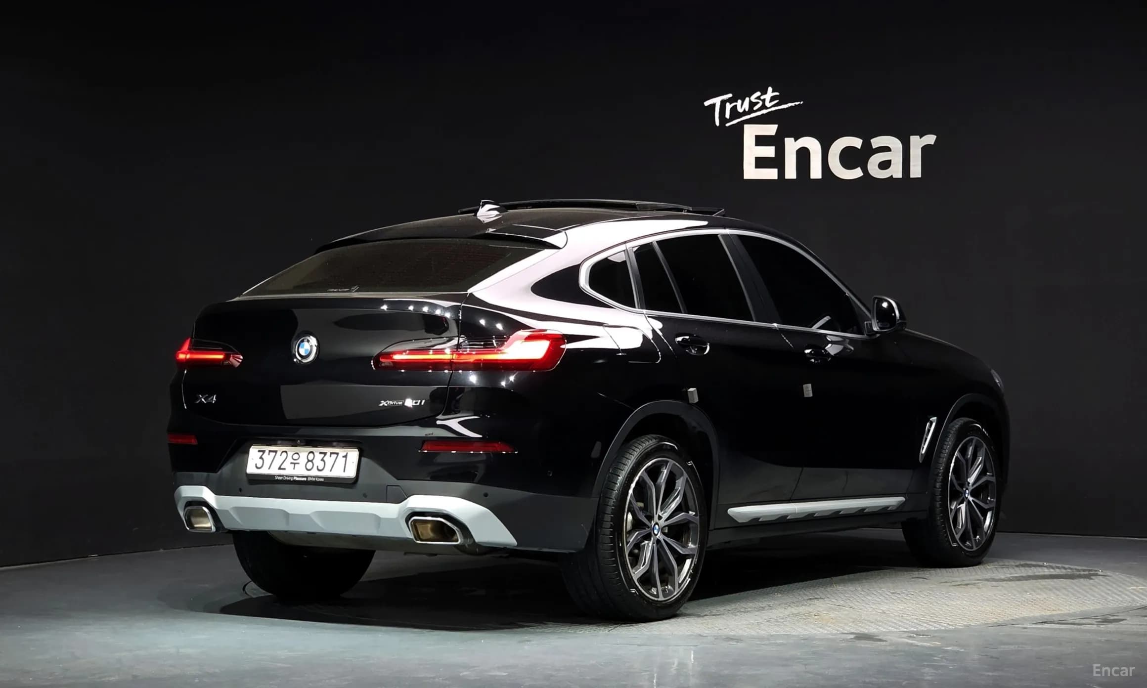 X4 (G02)