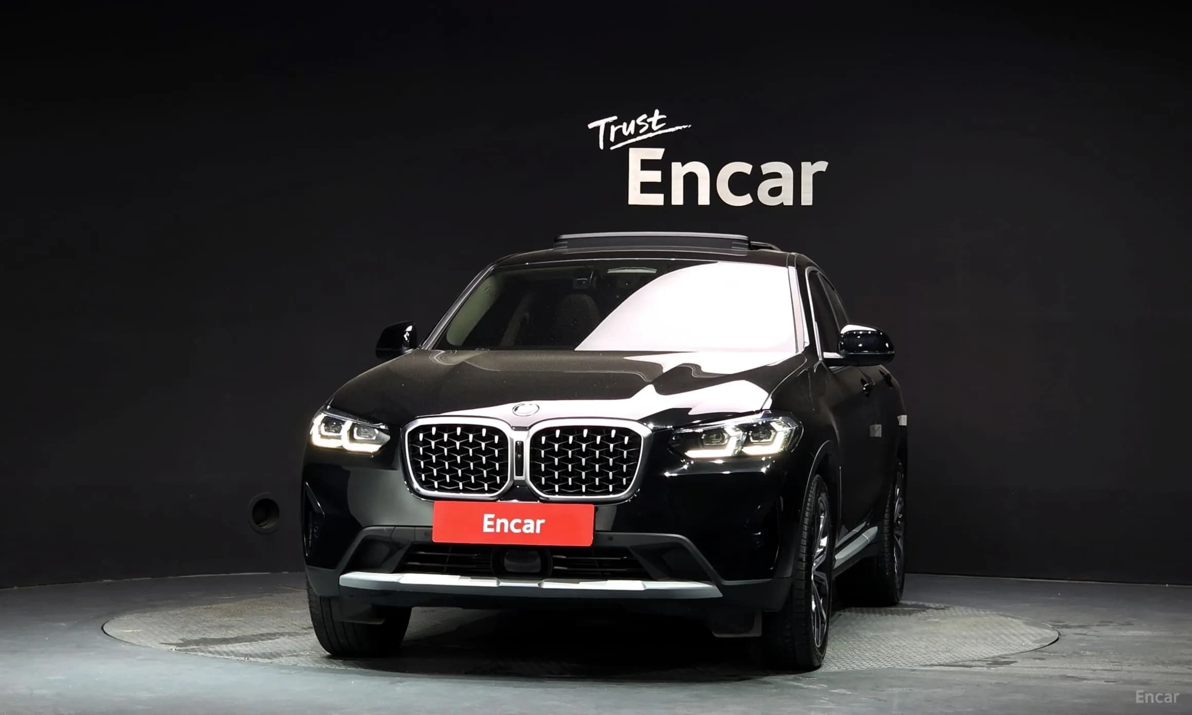 X4 (G02)