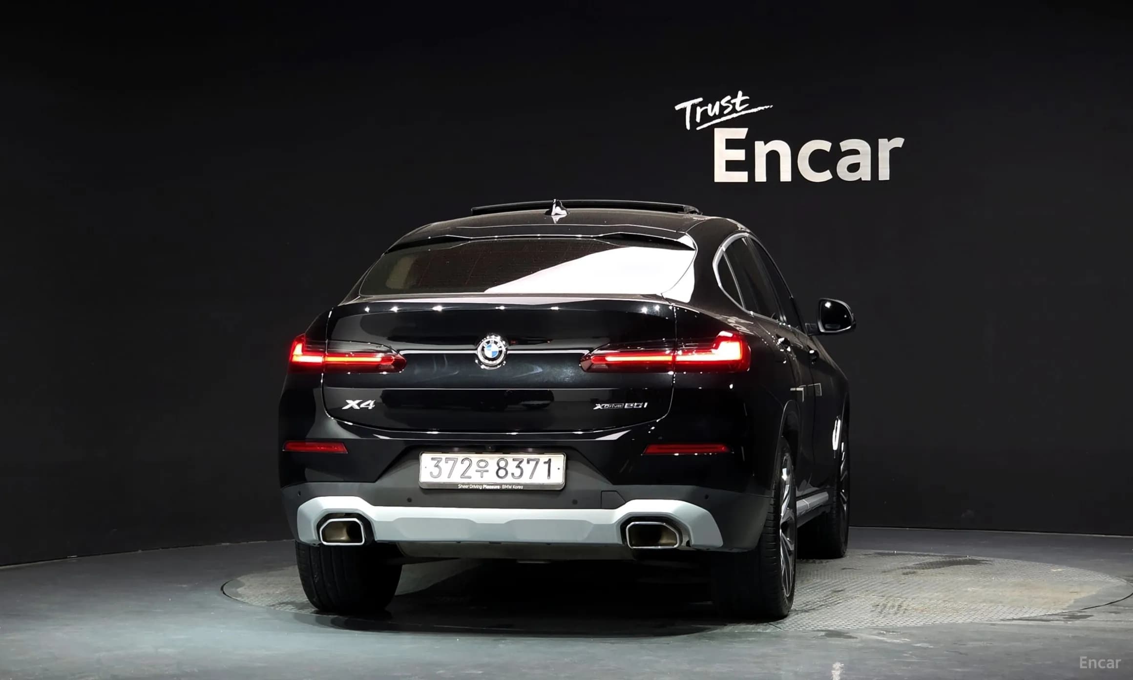 X4 (G02)