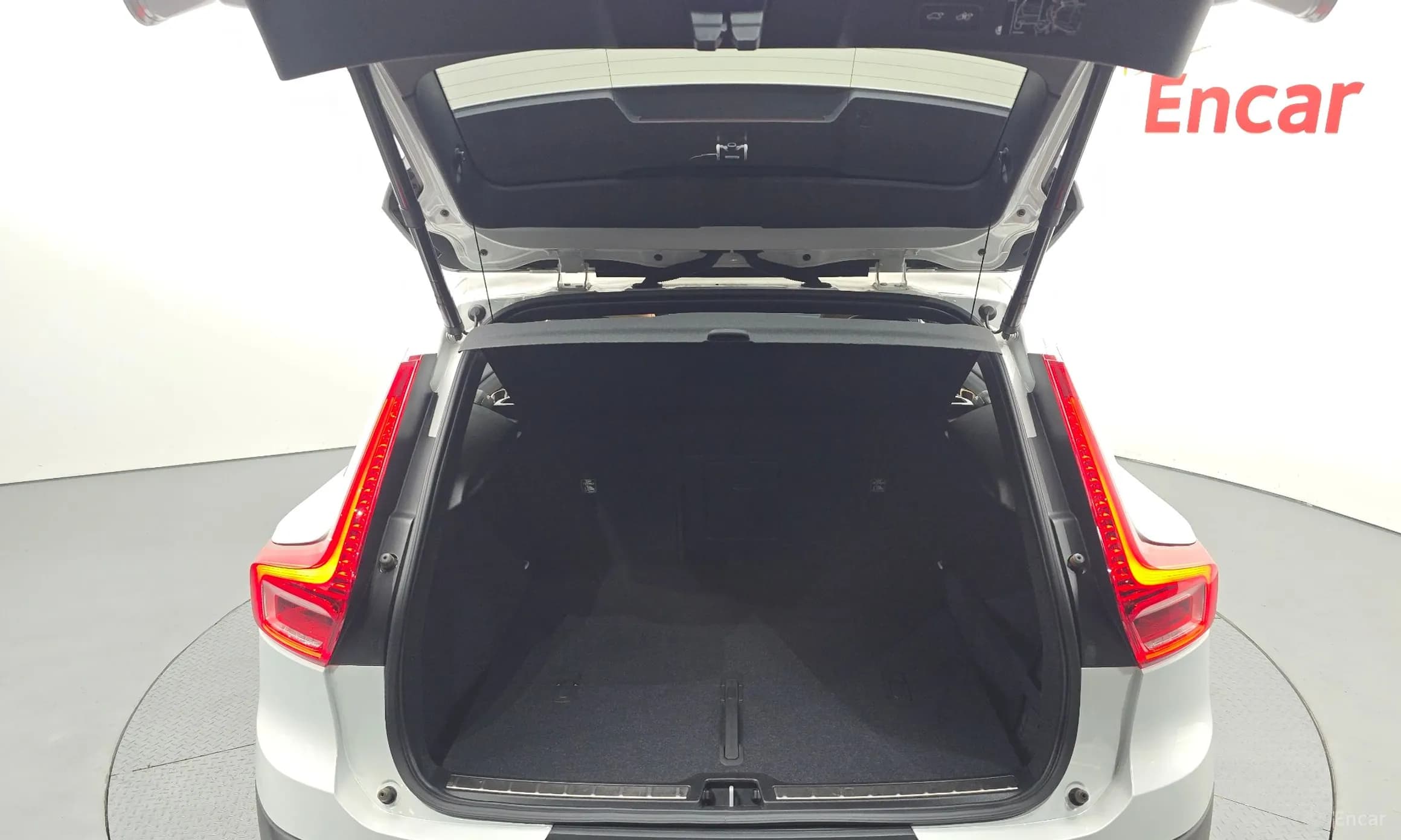XC40