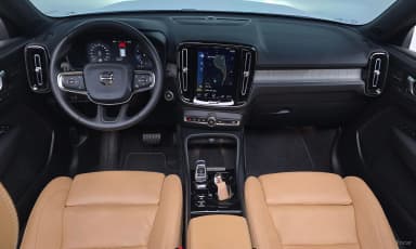 XC40