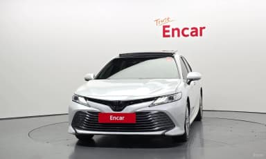 Camry (XV70)