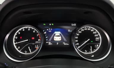 Camry (XV70)