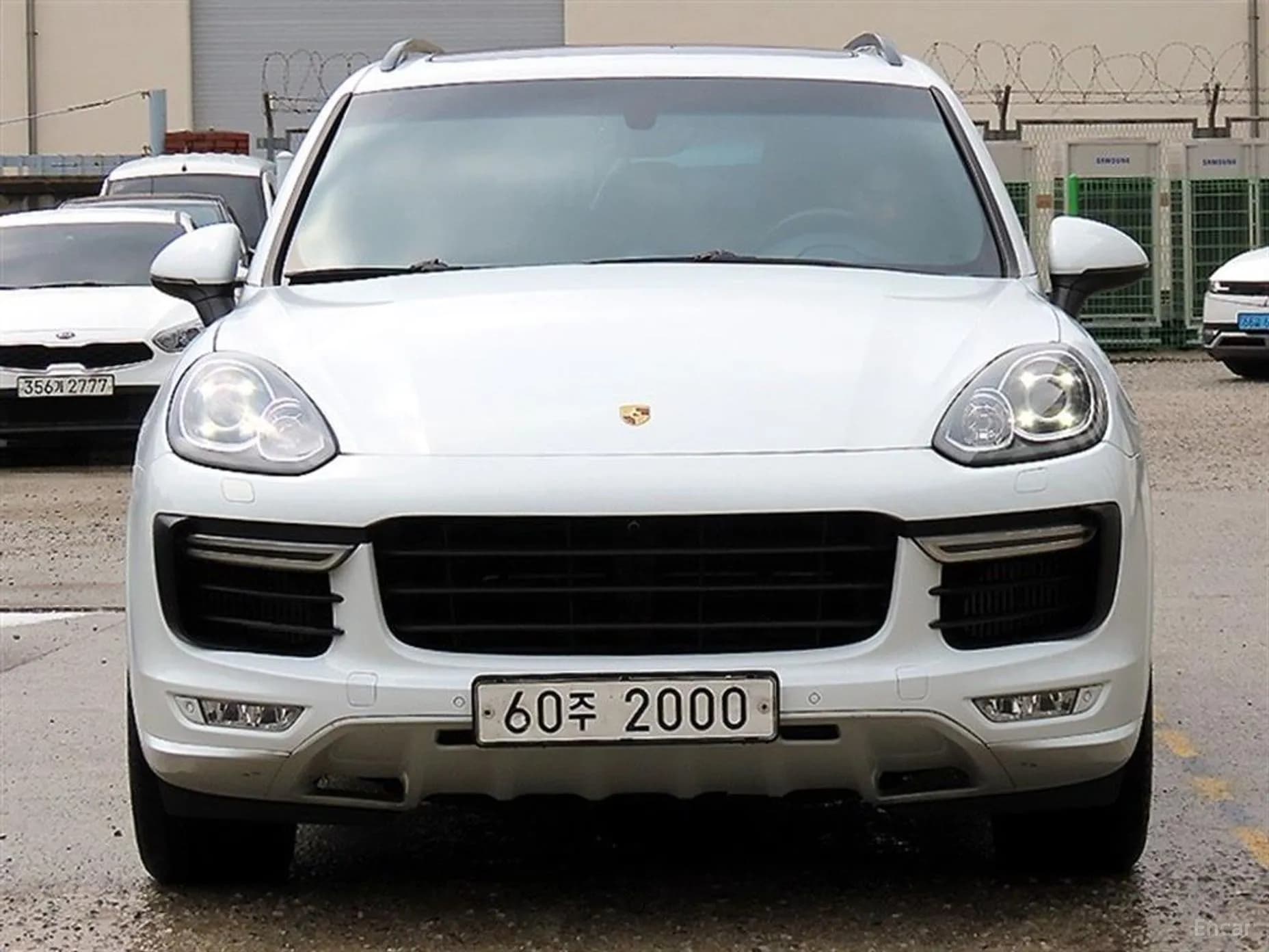 New Cayenne