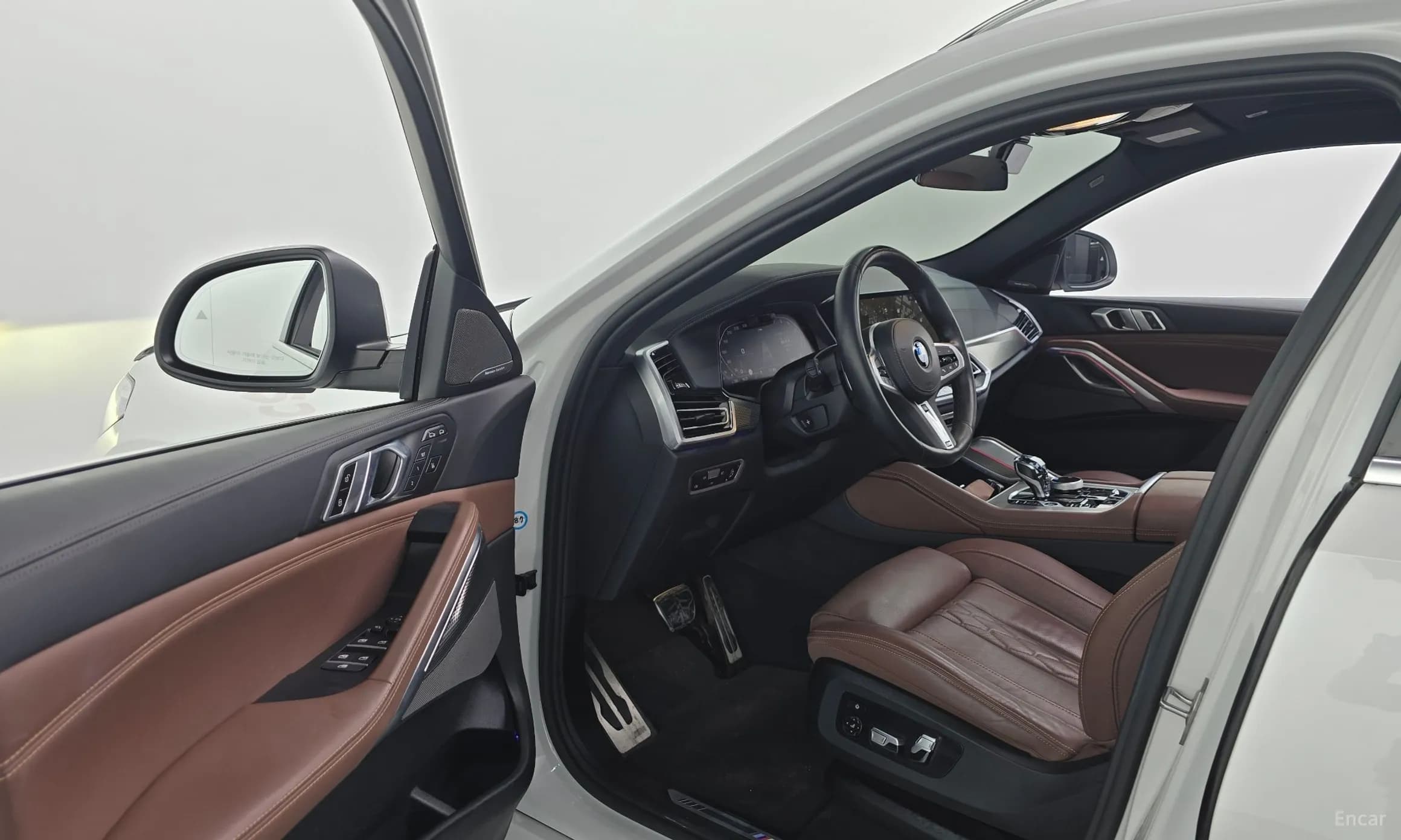 X6 (G06)