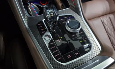 X6 (G06)