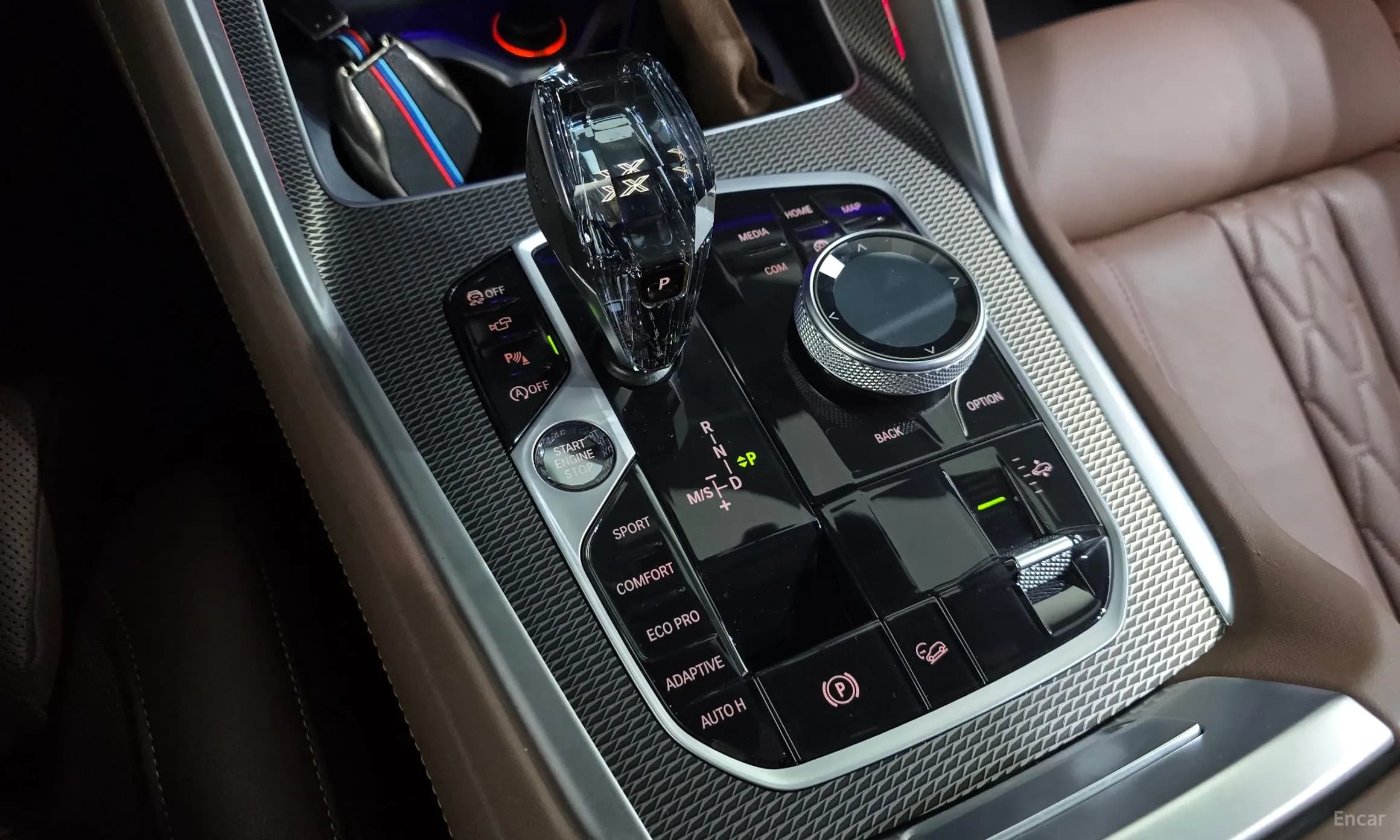 X6 (G06)