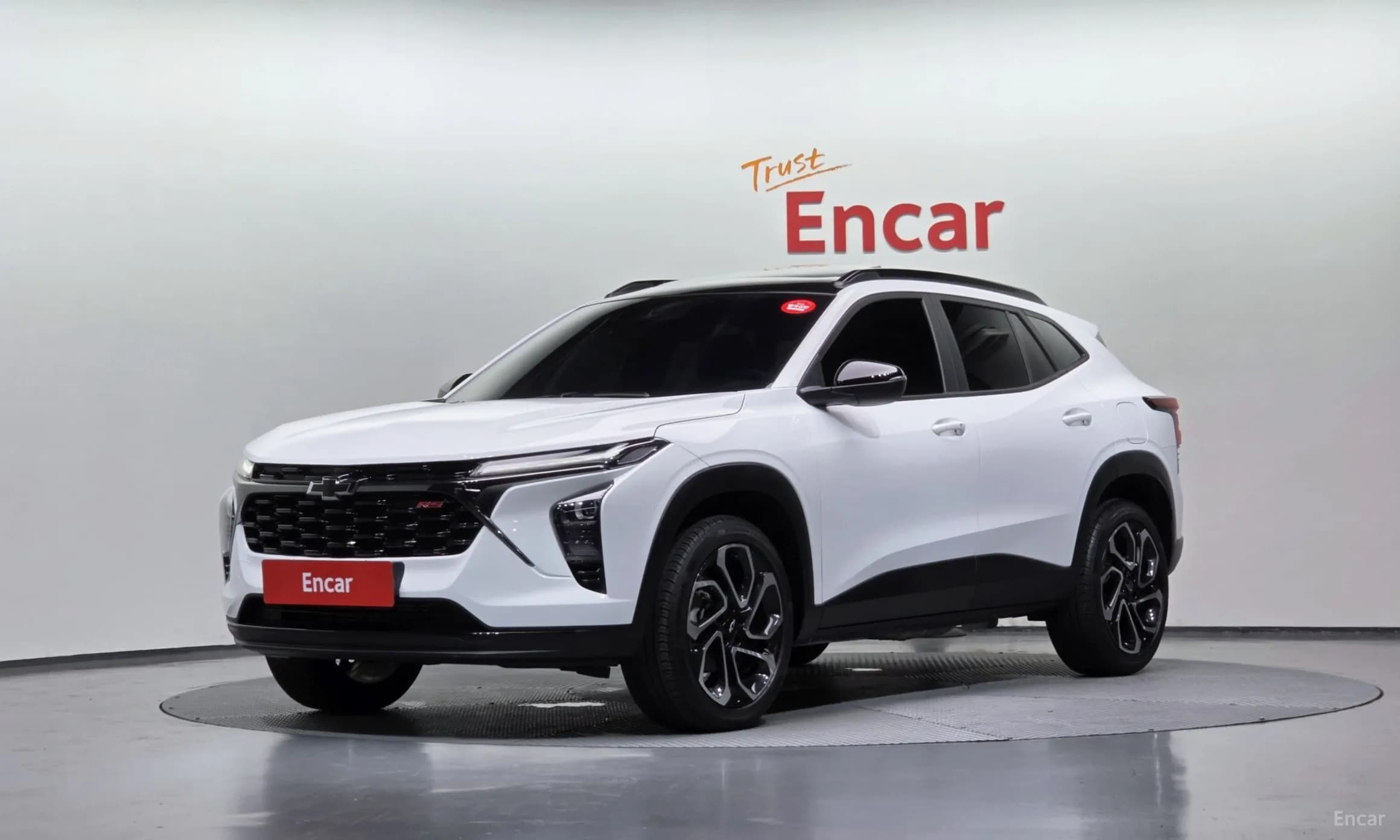 Trax Crossover