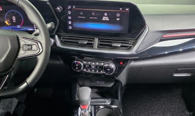 Trax Crossover