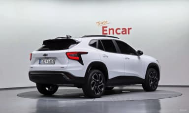 Trax Crossover