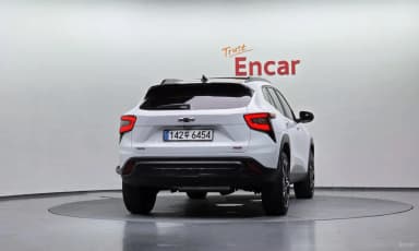 Trax Crossover