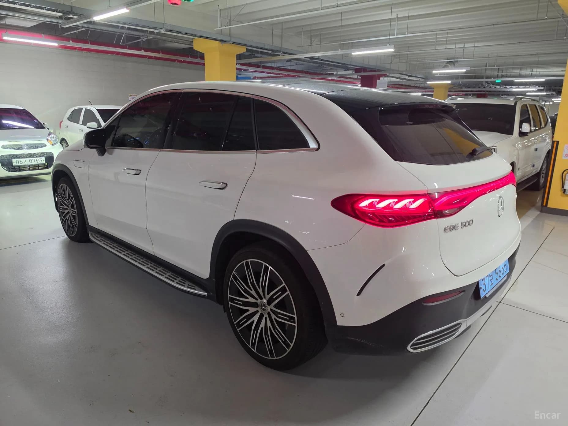 EQE SUV X294