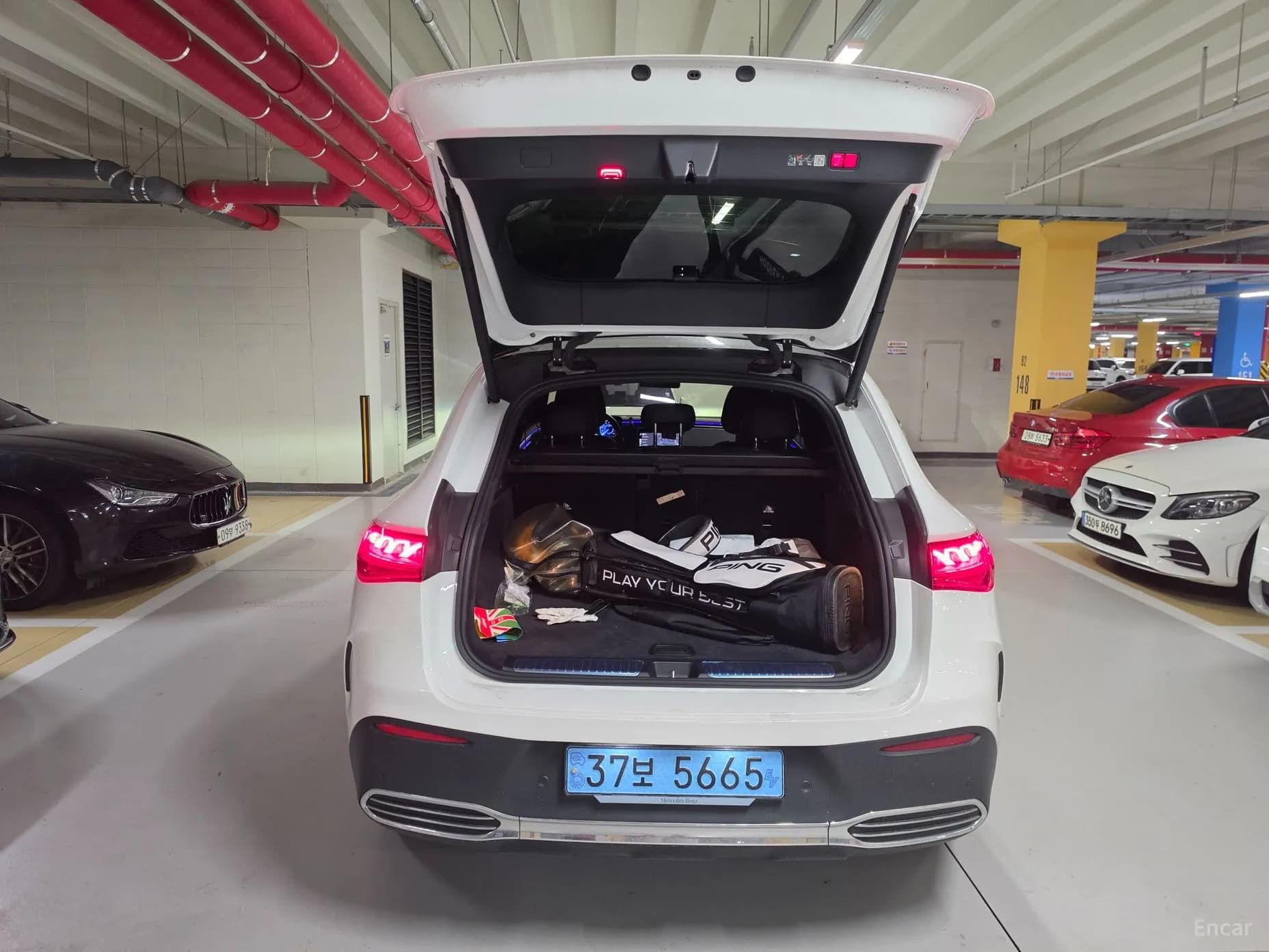 EQE SUV X294