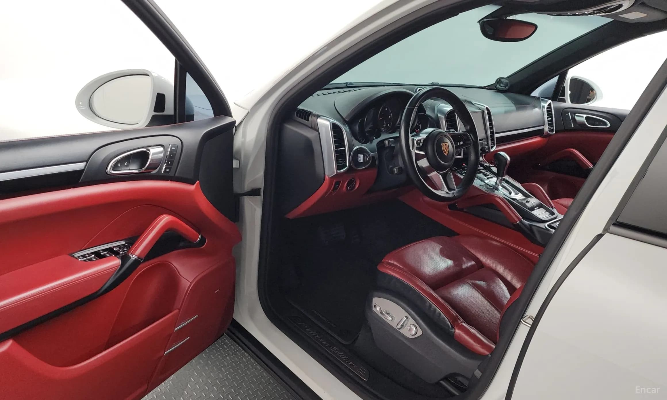New Cayenne