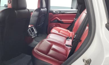 New Cayenne