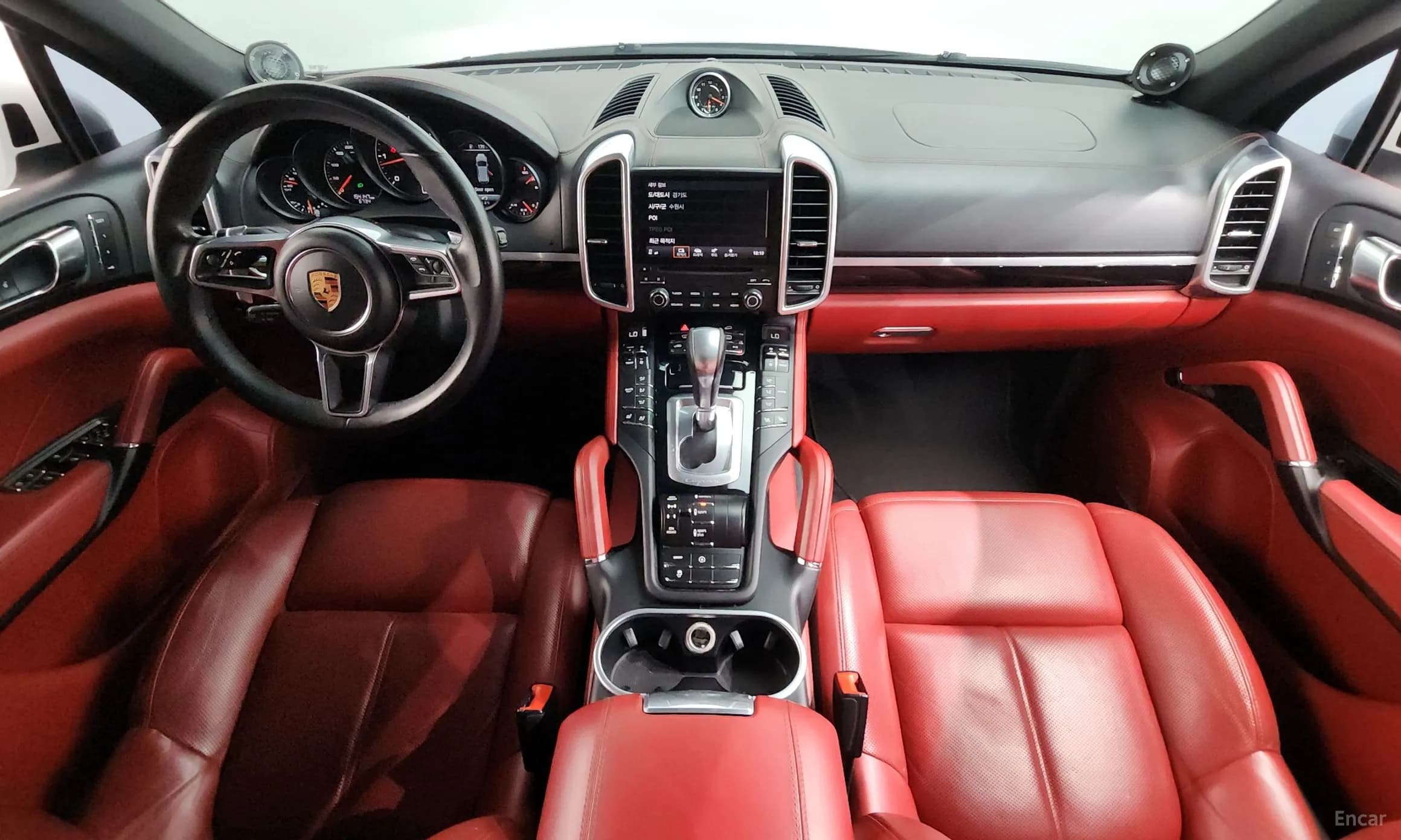 New Cayenne