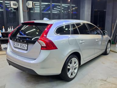 V60