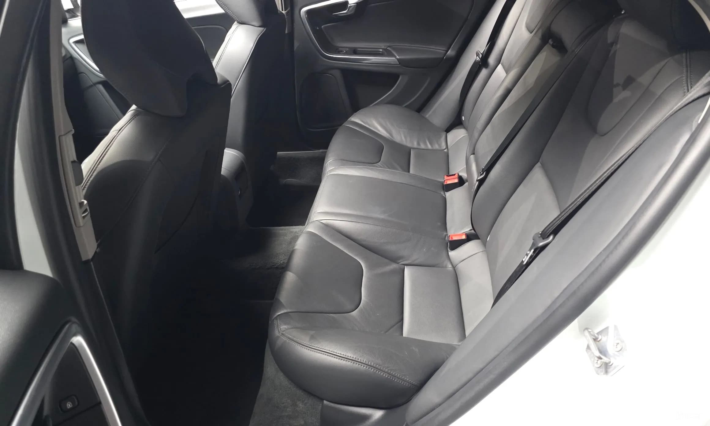 S60