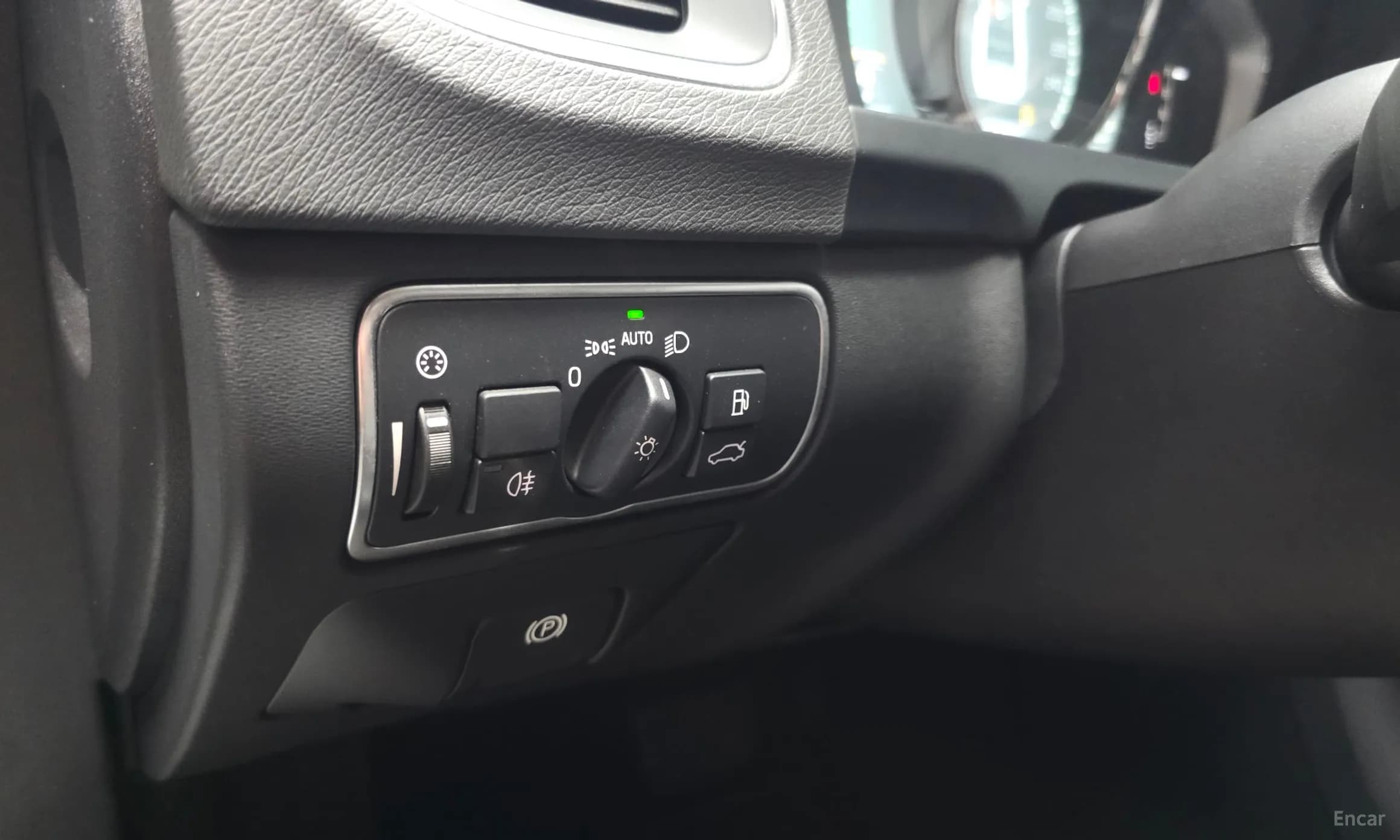 S60