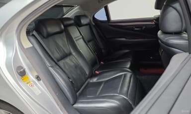LS600hL