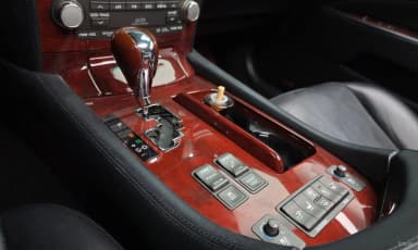 LS600hL