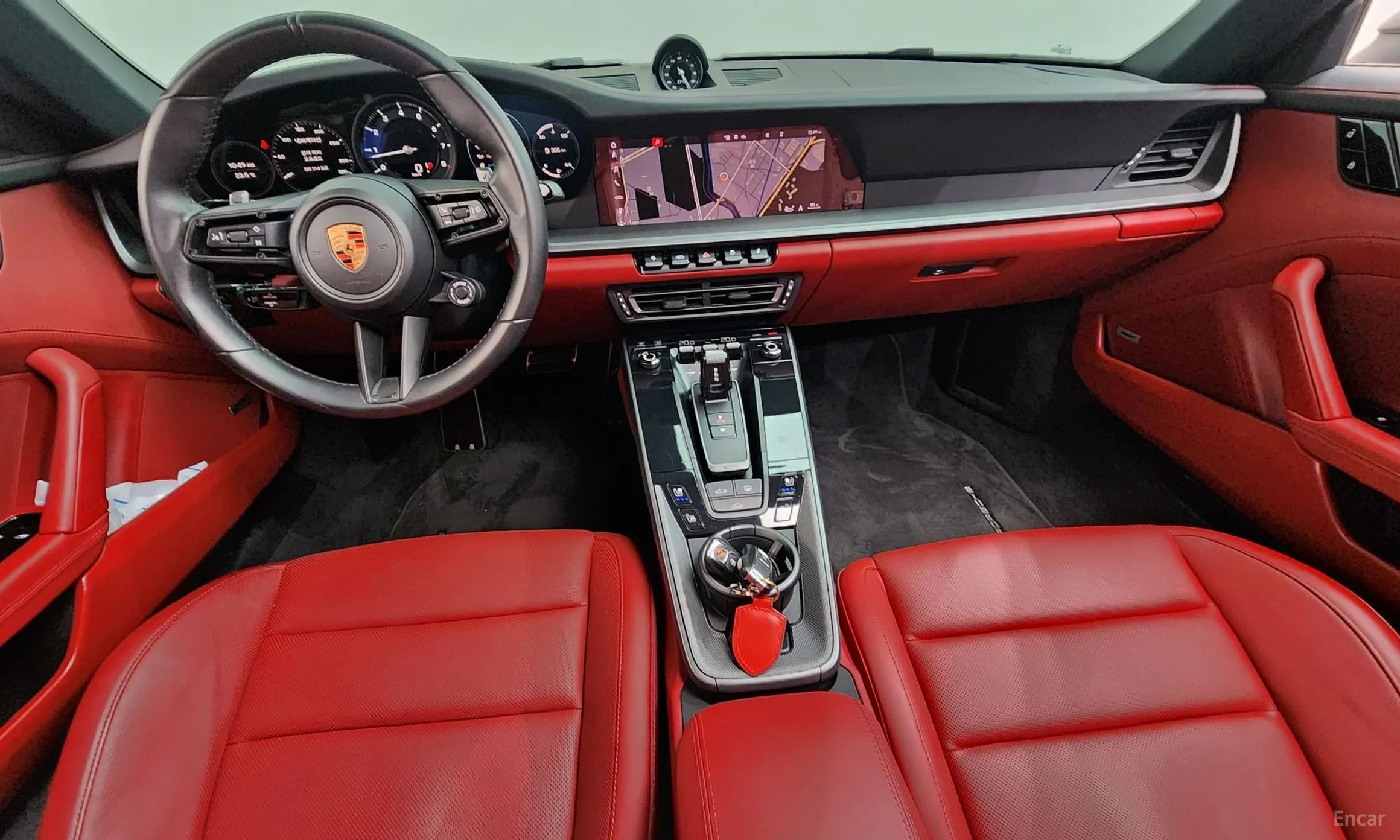 911 (992)