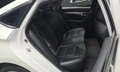 i40 Saloon