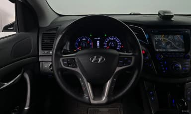 i40 Saloon