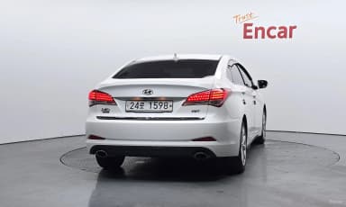 i40 Saloon