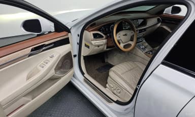 G90
