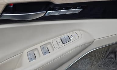 G90