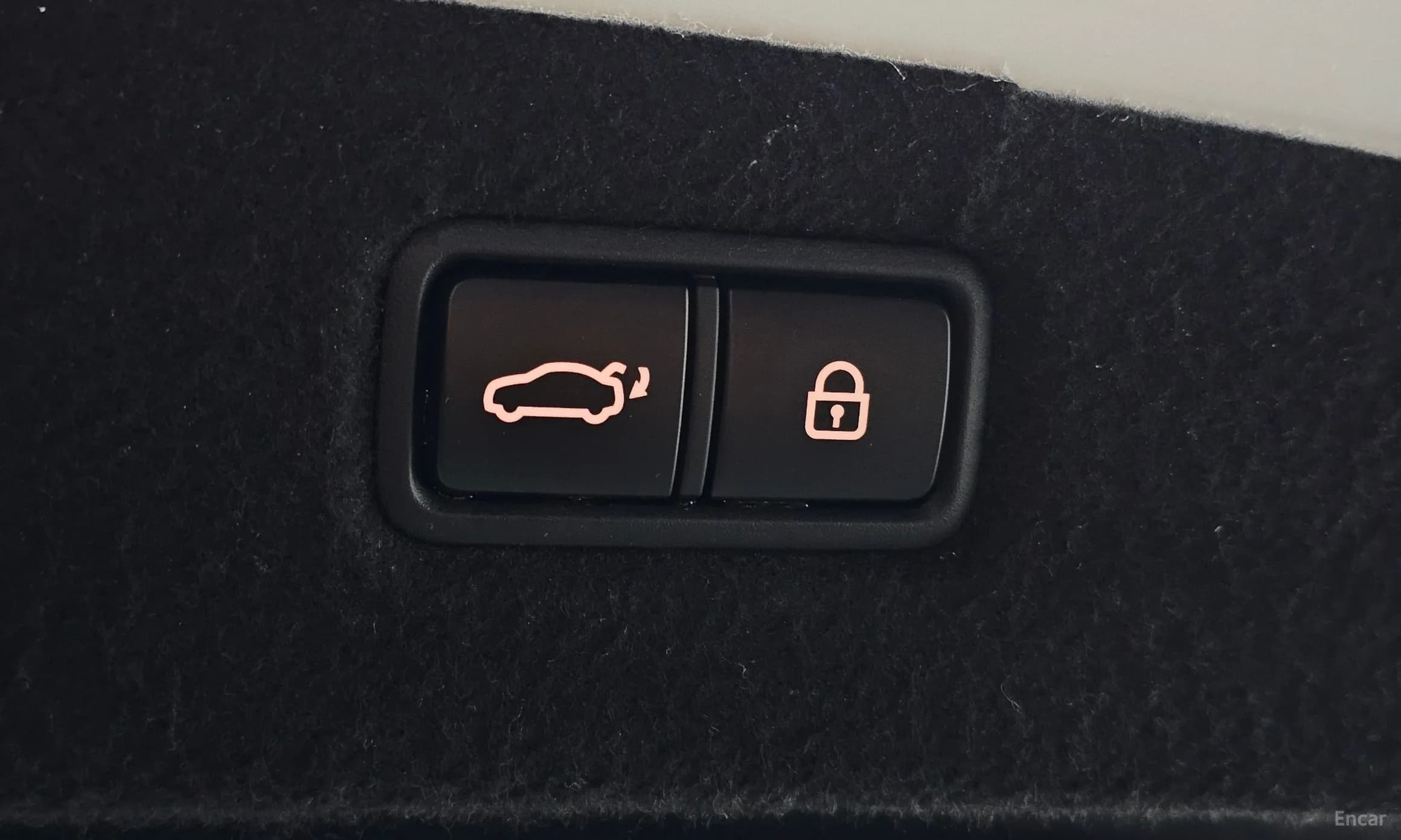 G90