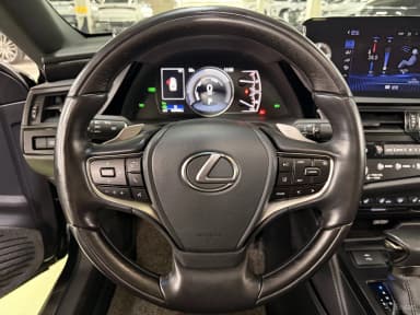 ES300h 7th Generation