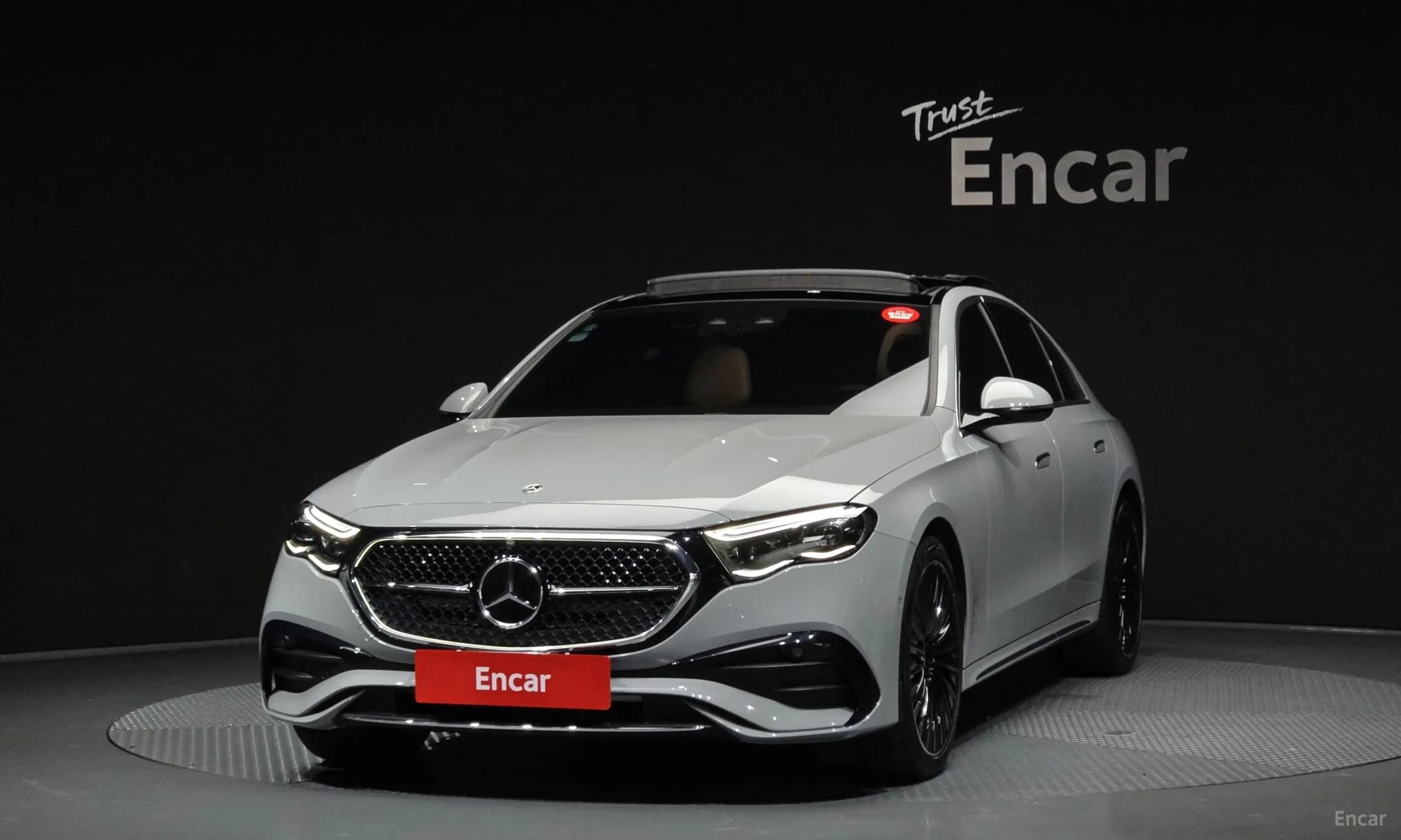 E-Class W214