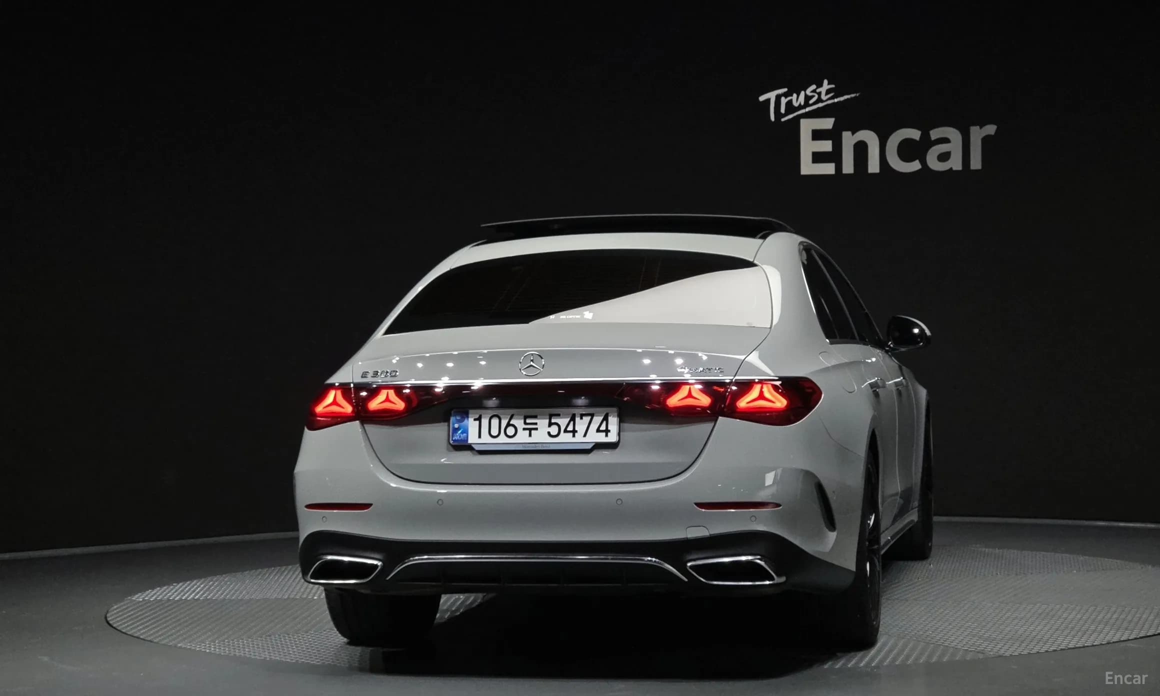 E-Class W214