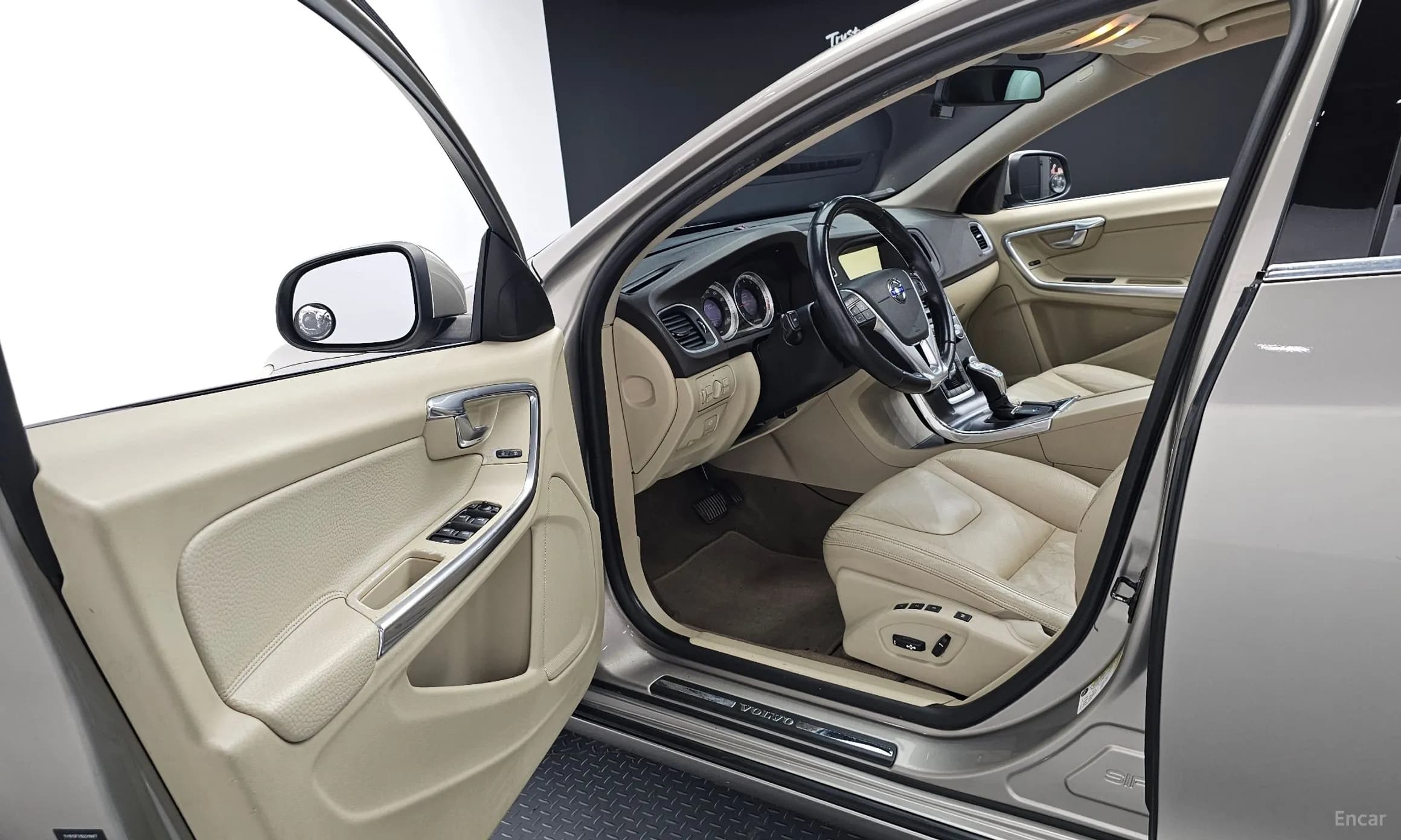 S60