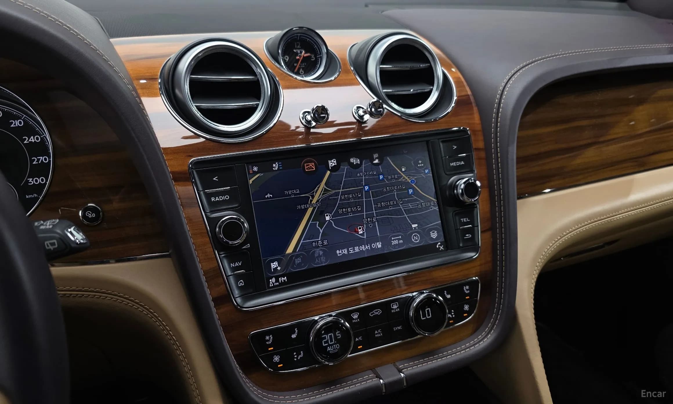 Bentayga