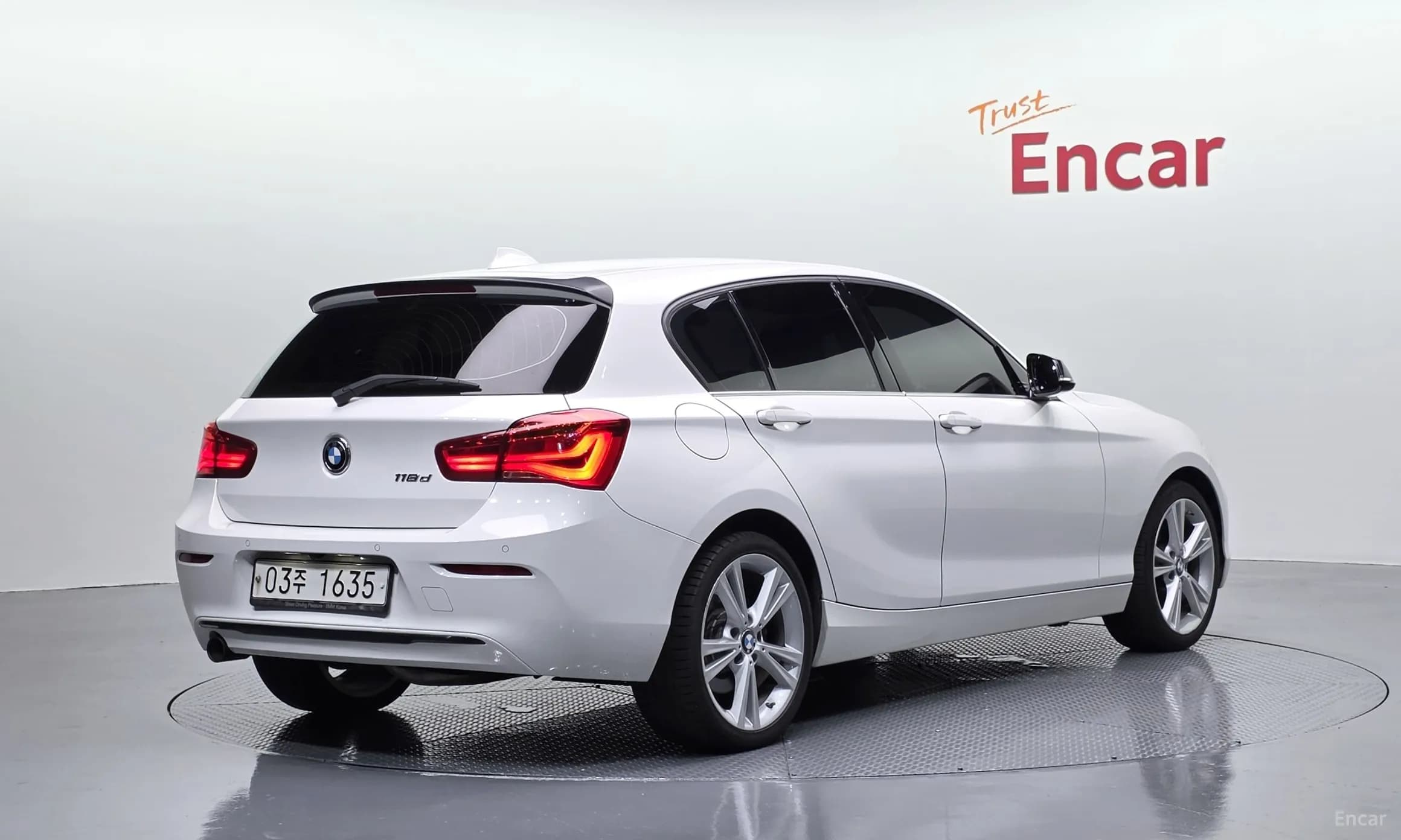 1 Series (F20)