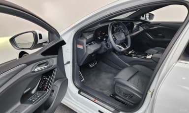 A6 e-tron