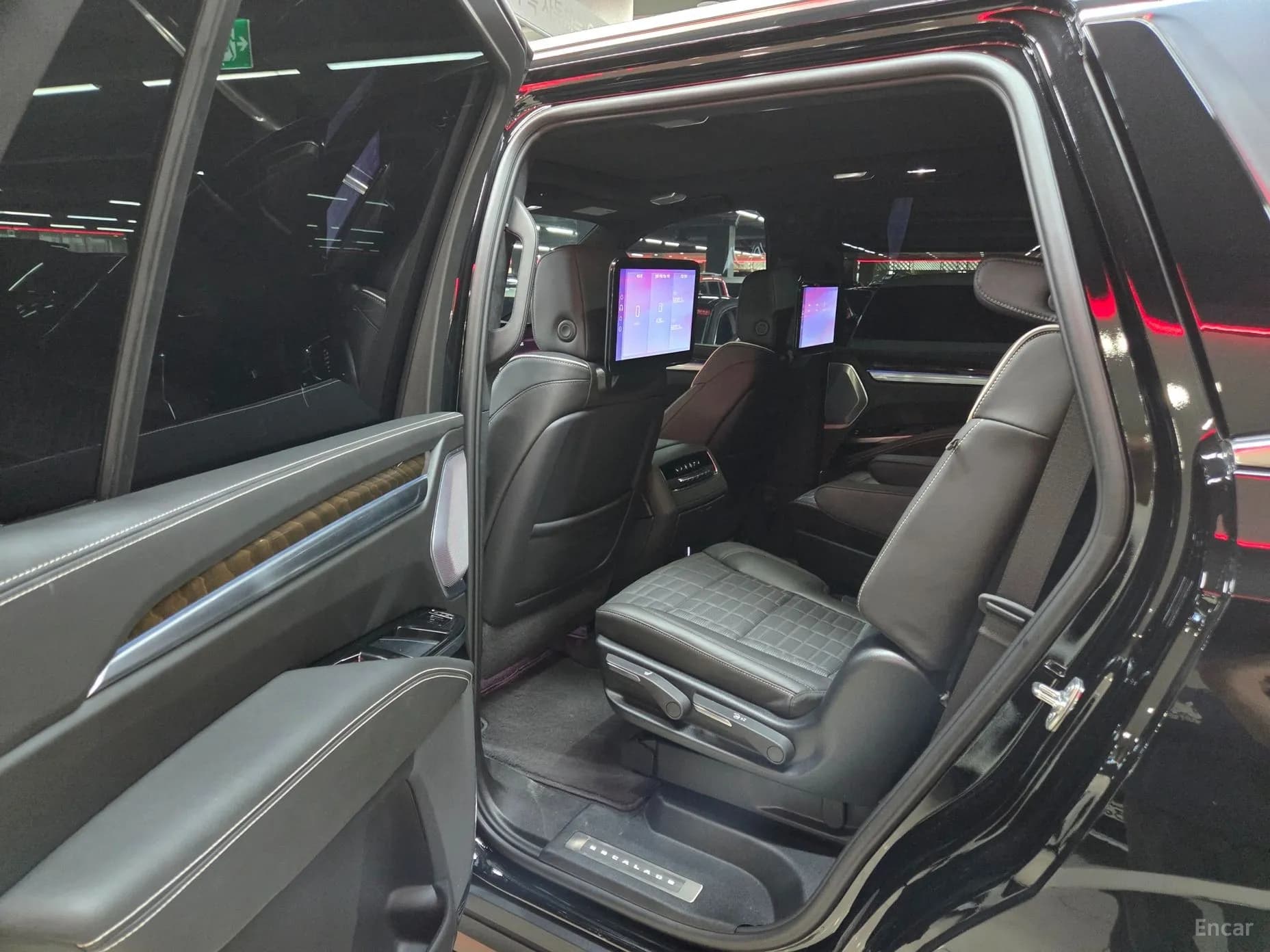 Escalade 5th Generation